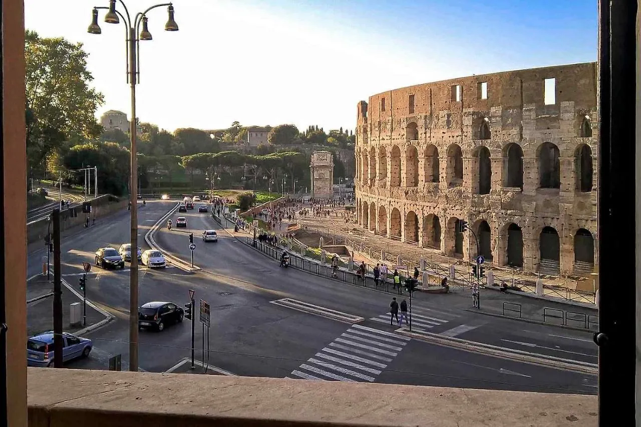 Colosseum Luxury Apartment Rzym