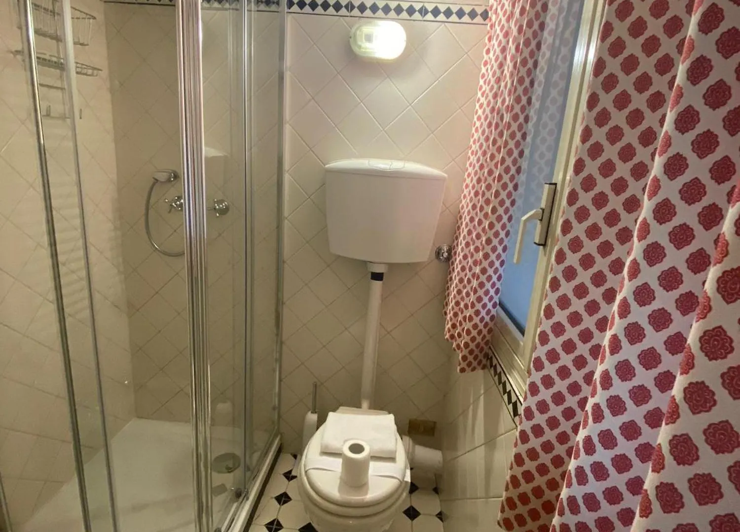 Colosseum Luxury Apartment Rzym 0*,  Włochy