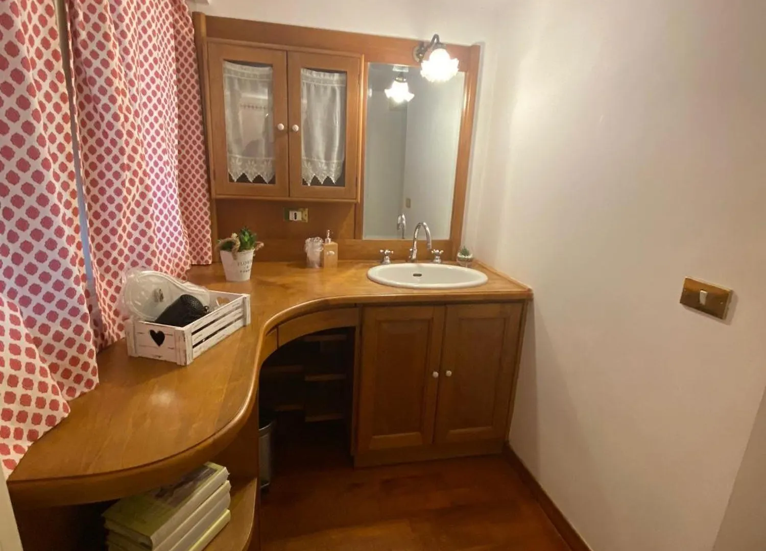 Colosseum Luxury Apartment Rzym 0*,
