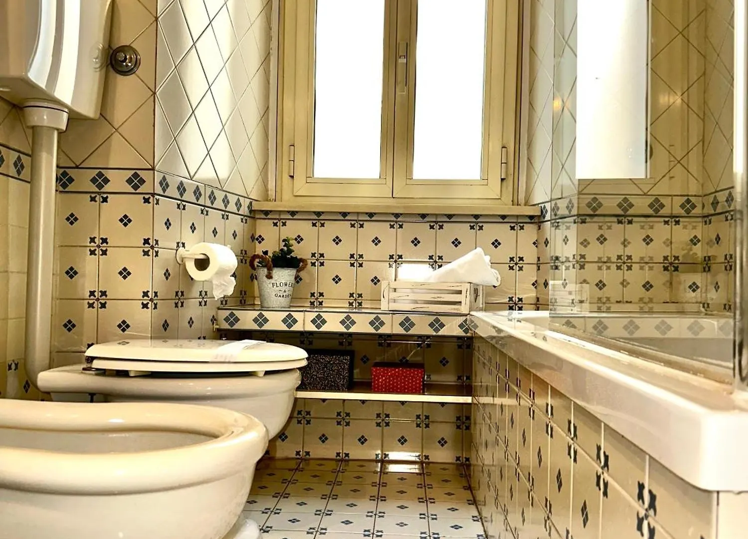 Colosseum Luxury Apartment Rzym Włochy